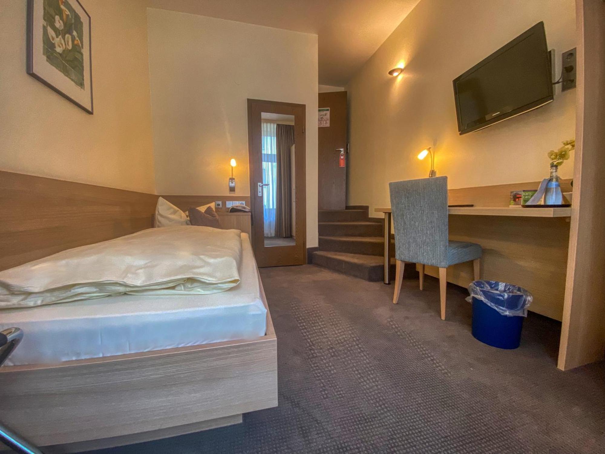 City Partner Hotel Berliner Hof Karlsruhe Quarto foto
